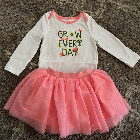 Cat & Jack Other - Baby girl Onesie & skirt matching set
